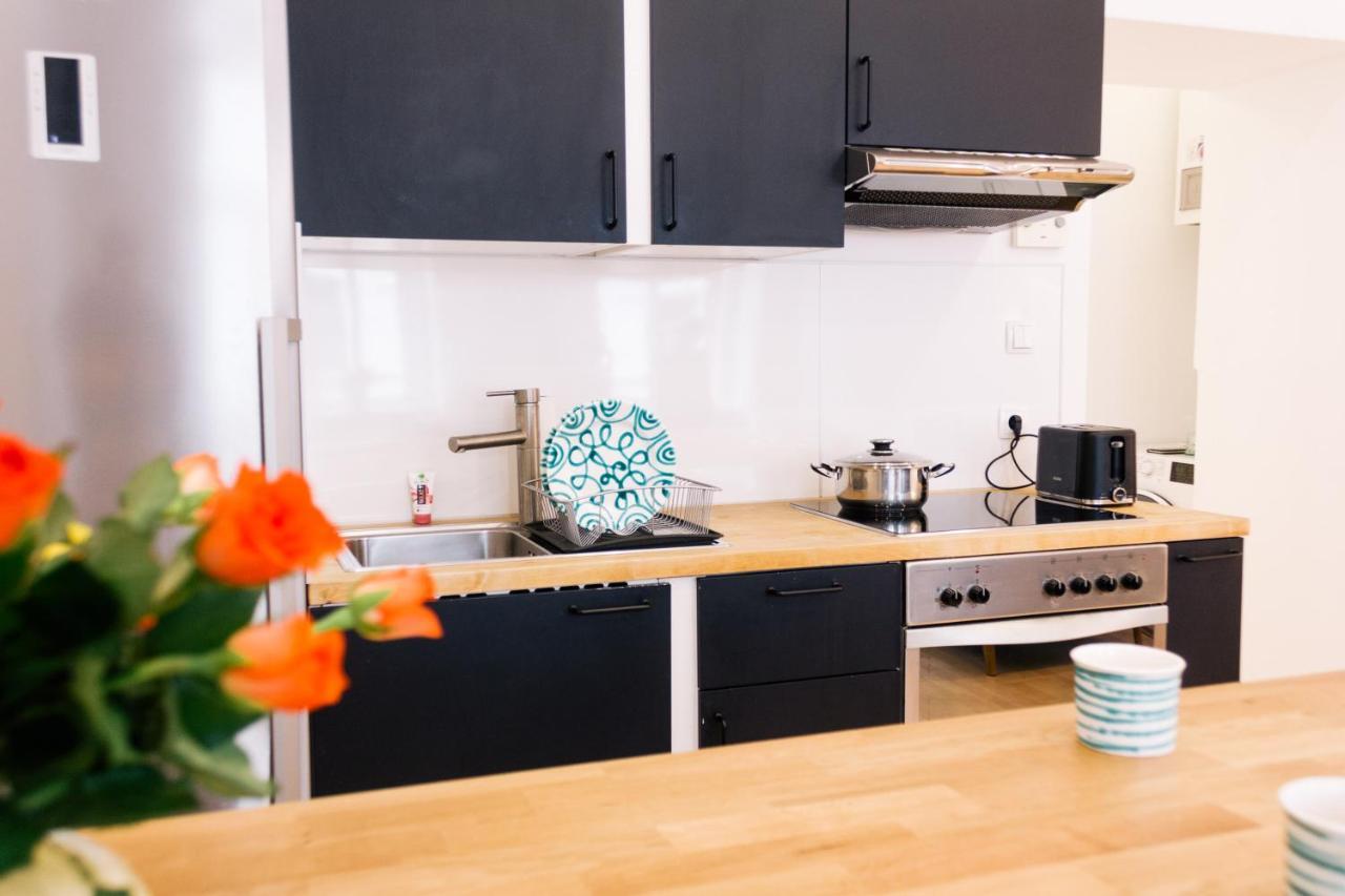 Bright, Central And Stylish City Apartment Вена Экстерьер фото